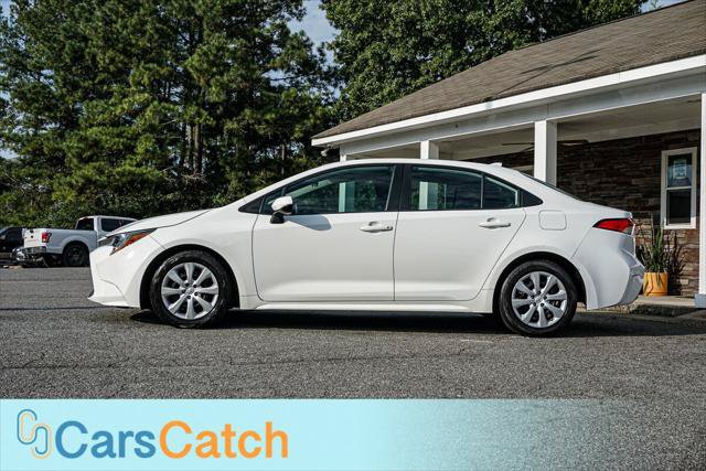 Used 2020 Toyota Corolla LE FWD image 14