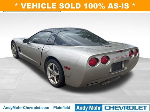 Used 2000 Chevrolet Corvette Coupe w/ Memory Pkg RWD image 3