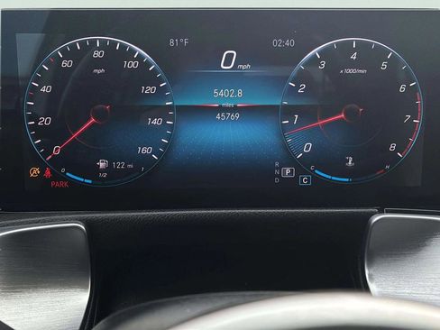 Used 2022 Mercedes-Benz GLB 250 image 17