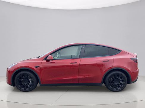 Used 2021 Tesla Model Y Long Range AWD/4WD image 5