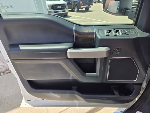 Certified 2022 Ford F350 Lariat w/ Lariat Ultimate Package image 21