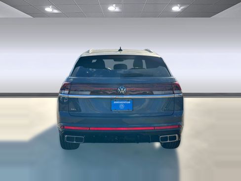 New 2026 Volkswagen Atlas Cross Sport SEL Premium R-Line AWD/4WD image 9
