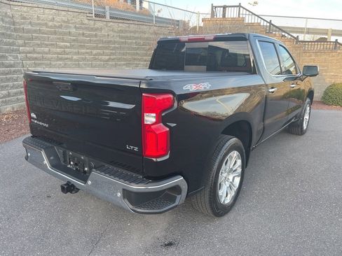 Used 2024 Chevrolet Silverado 1500 LTZ w/ LTZ Premium Package image 11