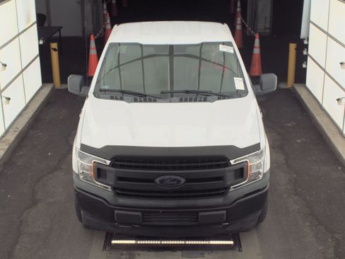 Used 2018 Ford F150 XL RWD image 2
