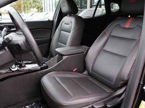 Used 2024 Chevrolet Trax RS w/ Sunroof Package image 31