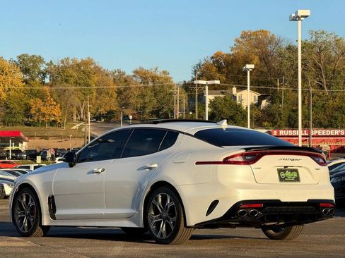 Used 2019 Kia Stinger GT1 image 4