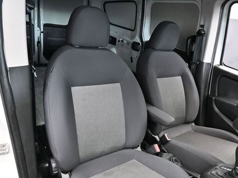 Used 2015 RAM ProMaster City Tradesman SLT w/ Rear Back-up Camera Group FWD image 40