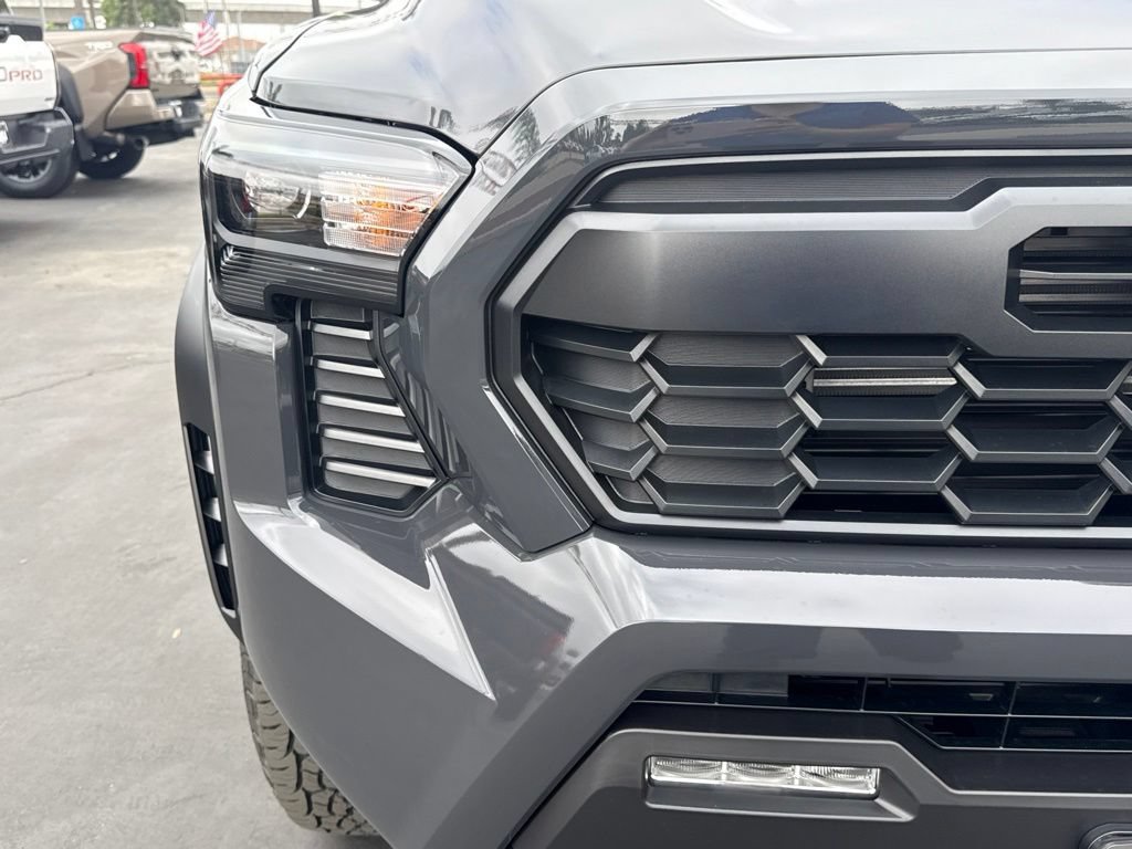 New 2026 Toyota Tacoma TRD Off-Road AWD/4WD image 4