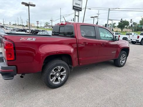 Used 2018 Chevrolet Colorado Z71 AWD/4WD image 16