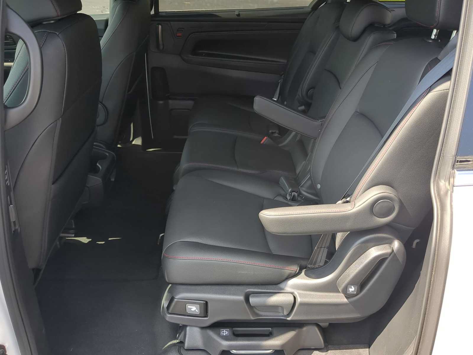 New 2026 Honda Odyssey Sport-L image 23