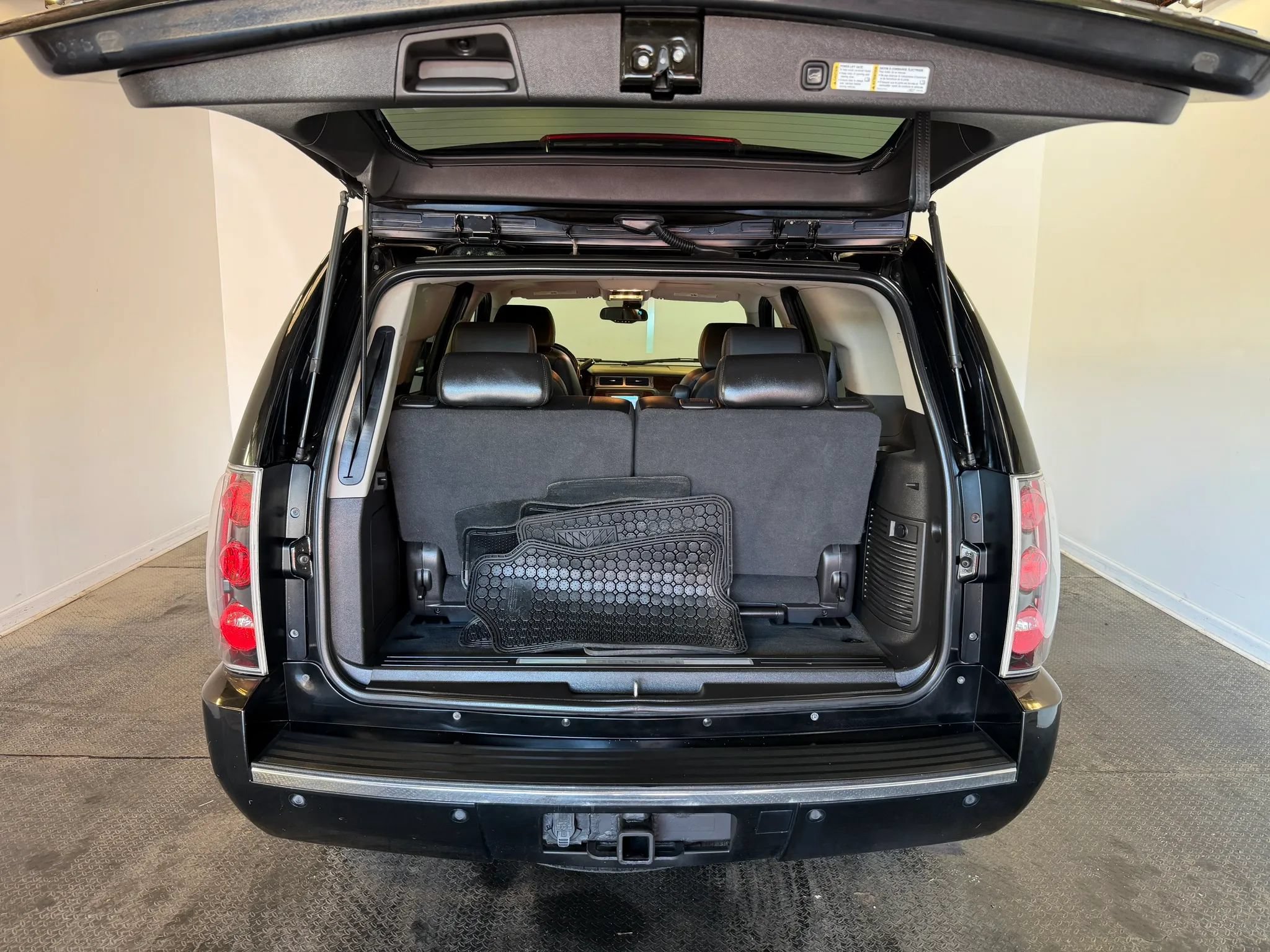 Used 2007 GMC Yukon Denali AWD/4WD image 37
