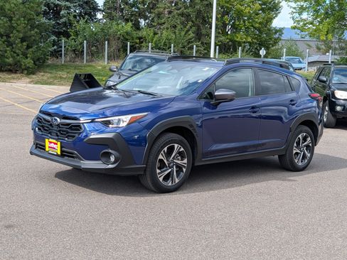 Used 2024 Subaru Crosstrek 2.0i Premium AWD/4WD image 3