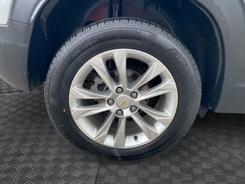 Used 2023 Chevrolet TrailBlazer LS AWD/4WD image 33