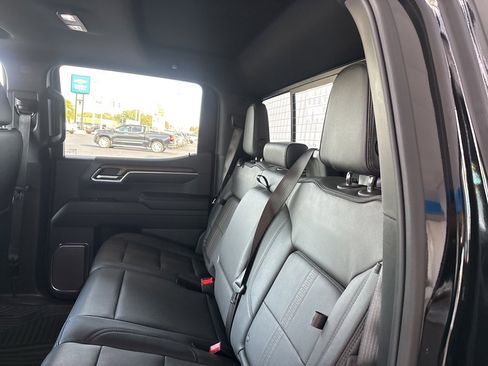 Used 2025 Chevrolet Silverado 1500 High Country w/ Technology Package image 27