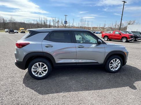 New 2026 Chevrolet TrailBlazer LS image 7