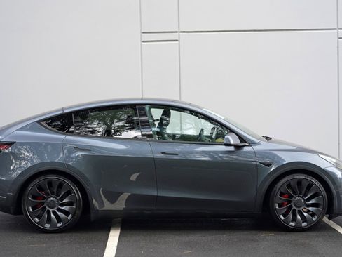 Used 2020 Tesla Model Y Long Range AWD/4WD image 52