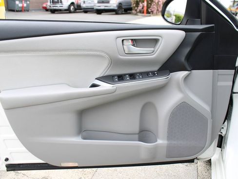 Used 2015 Toyota Camry XLE image 44