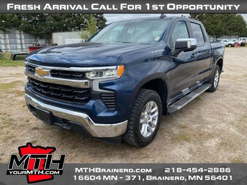 Used 2022 Chevrolet Silverado 1500 LT w/ Max Trailering Package AWD/4WD image 2