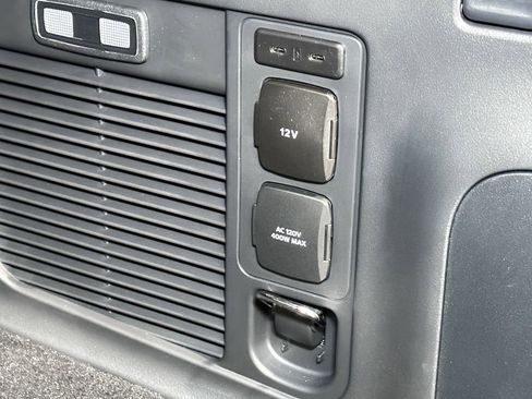 New 2025 Ford Expedition Max Platinum w/ Driver's Package image 17