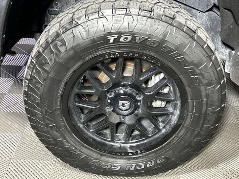 Used 2024 Toyota Tundra SR5 AWD/4WD image 9
