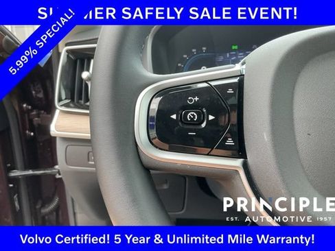 Certified 2025 Volvo XC90 B5 Plus AWD/4WD image 23