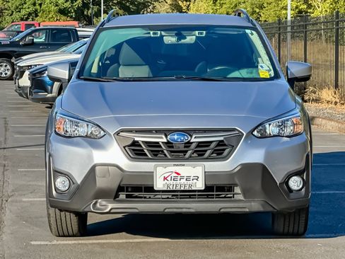 Used 2023 Subaru Crosstrek 2.0i Premium AWD/4WD image 8