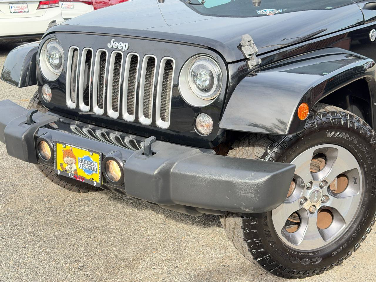 Used 2016 Jeep Wrangler Unlimited Sahara w/ Connectivity Group AWD/4WD image 92