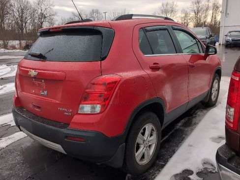 Used 2016 Chevrolet Trax LT w/ LT Convenience Package image 3