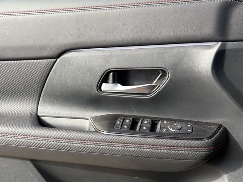 New 2026 Nissan Kicks SR FWD image 22