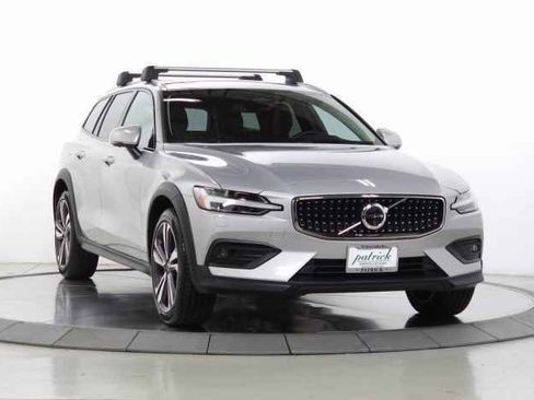 New 2025 Volvo V60 B5 Cross Country Plus w/ Protection Package Premier image 1