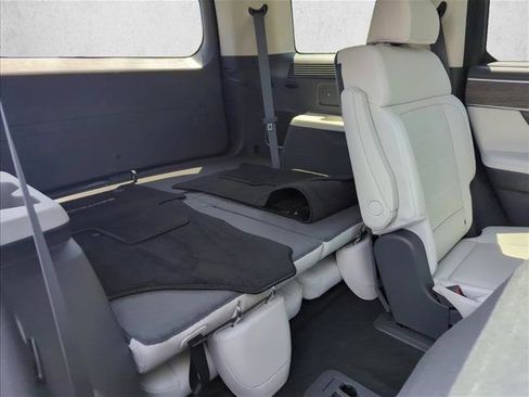 Used 2025 Hyundai Santa Fe Calligraphy FWD image 26