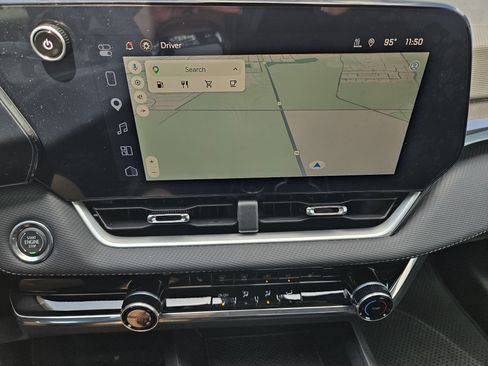 New 2026 Chevrolet Equinox LT FWD image 14