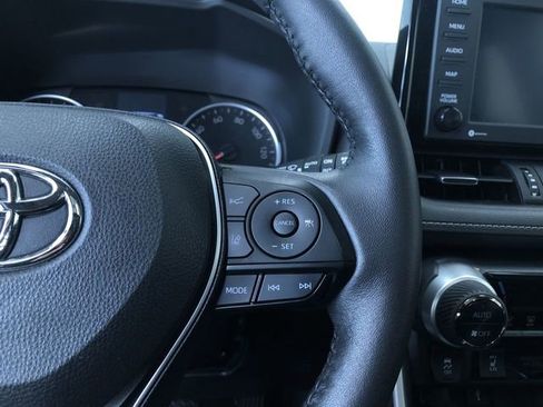 Certified 2022 Toyota RAV4 XLE Premium image 18