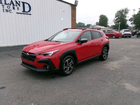 Used 2025 Subaru Crosstrek 2.5i Premium AWD/4WD image 2