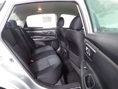 Used 2018 Nissan Altima 2.5 SV image 38