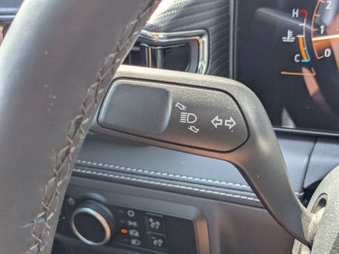 Used 2025 Ford Mustang GT Premium RWD image 25