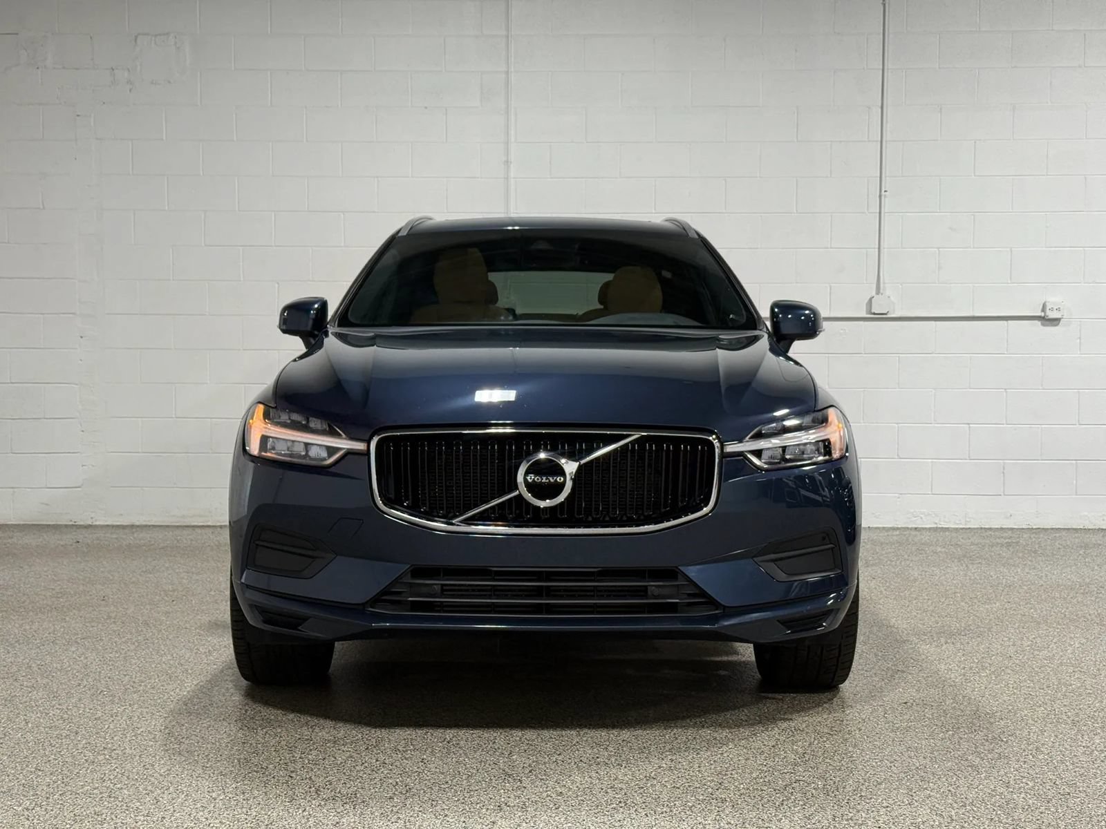 Used 2020 Volvo XC60 T5 Momentum AWD/4WD image 5