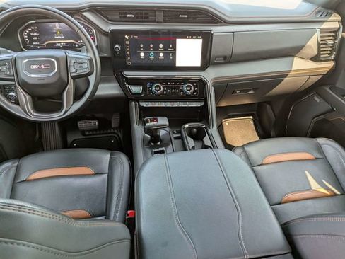 Used 2024 GMC Sierra 1500 AT4 w/ Technology Package AWD/4WD image 16