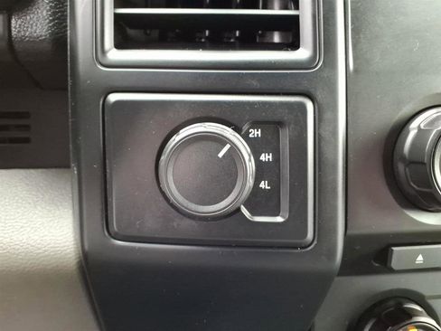 Used 2017 Ford F150 XL w/ Equipment Group 101A Mid AWD/4WD image 22