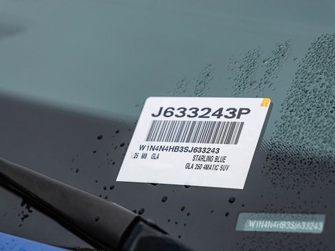 Certified 2025 Mercedes-Benz GLA 250 GLA 250 image 27