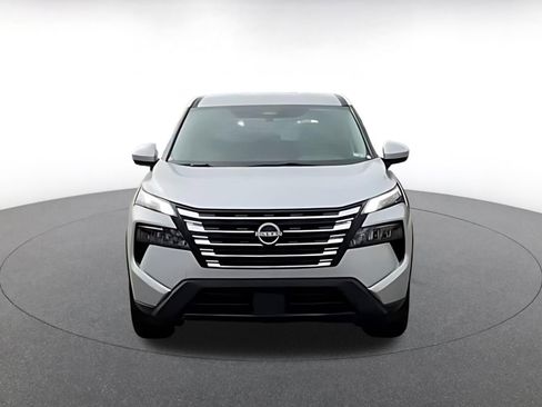 Used 2025 Nissan Rogue SV FWD image 4
