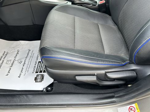 Used 2019 Toyota Corolla SE image 18