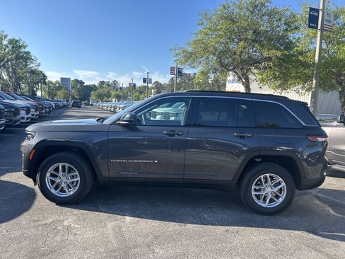 New 2026 Jeep Grand Cherokee Laredo X RWD image 4