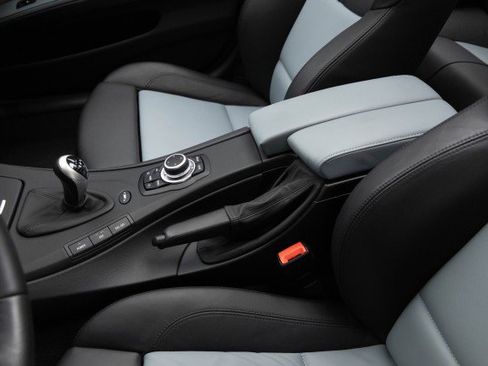 Used 2011 BMW M3 Sedan image 36