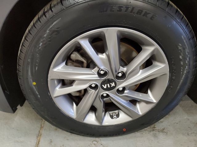 Used 2019 Kia Optima LX FWD image 28