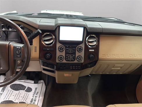 Used 2016 Ford F350 Lariat w/ Chrome Package image 15