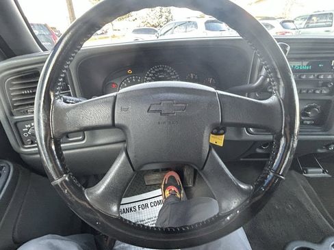 Used 2005 Chevrolet Silverado 1500 LS image 13