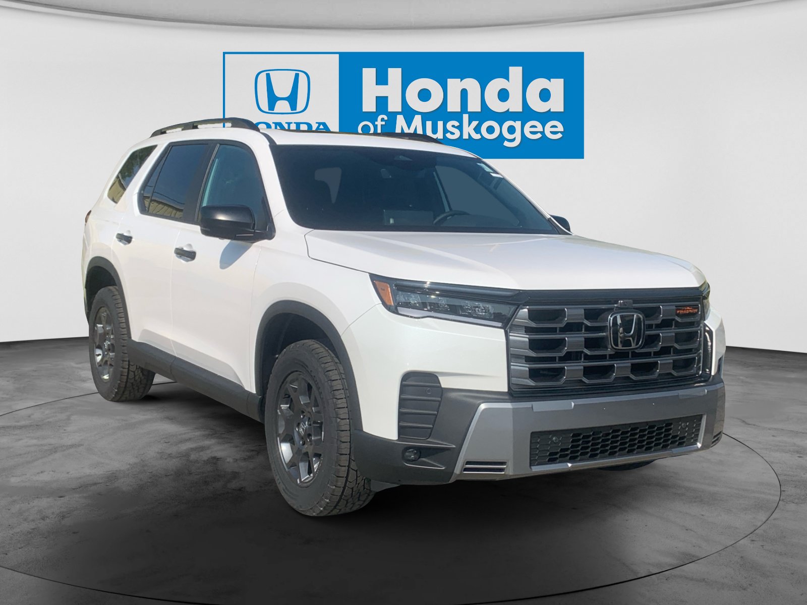 New 2026 Honda Pilot TrailSport image 3