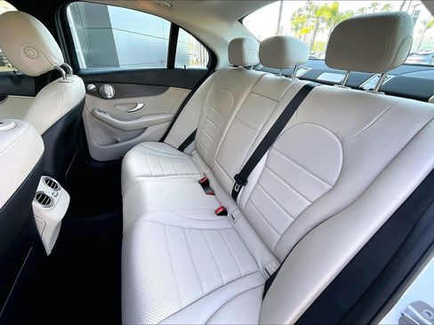 Used 2021 Mercedes-Benz C 300 Sedan image 23
