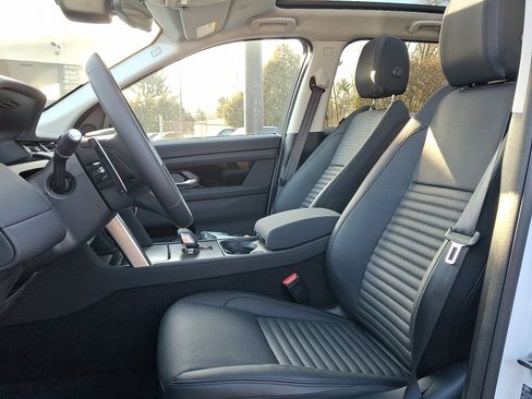 New 2025 Land Rover Discovery Sport S image 3